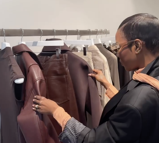 Détails d'une sélection de pièces préparée par un personal shopper à Paris